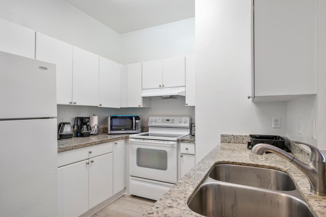 Airport Getaway Apartment Miami Exterior photo