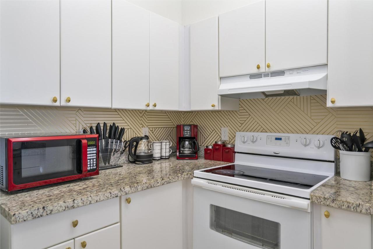 Airport Getaway Apartment Miami Exterior photo