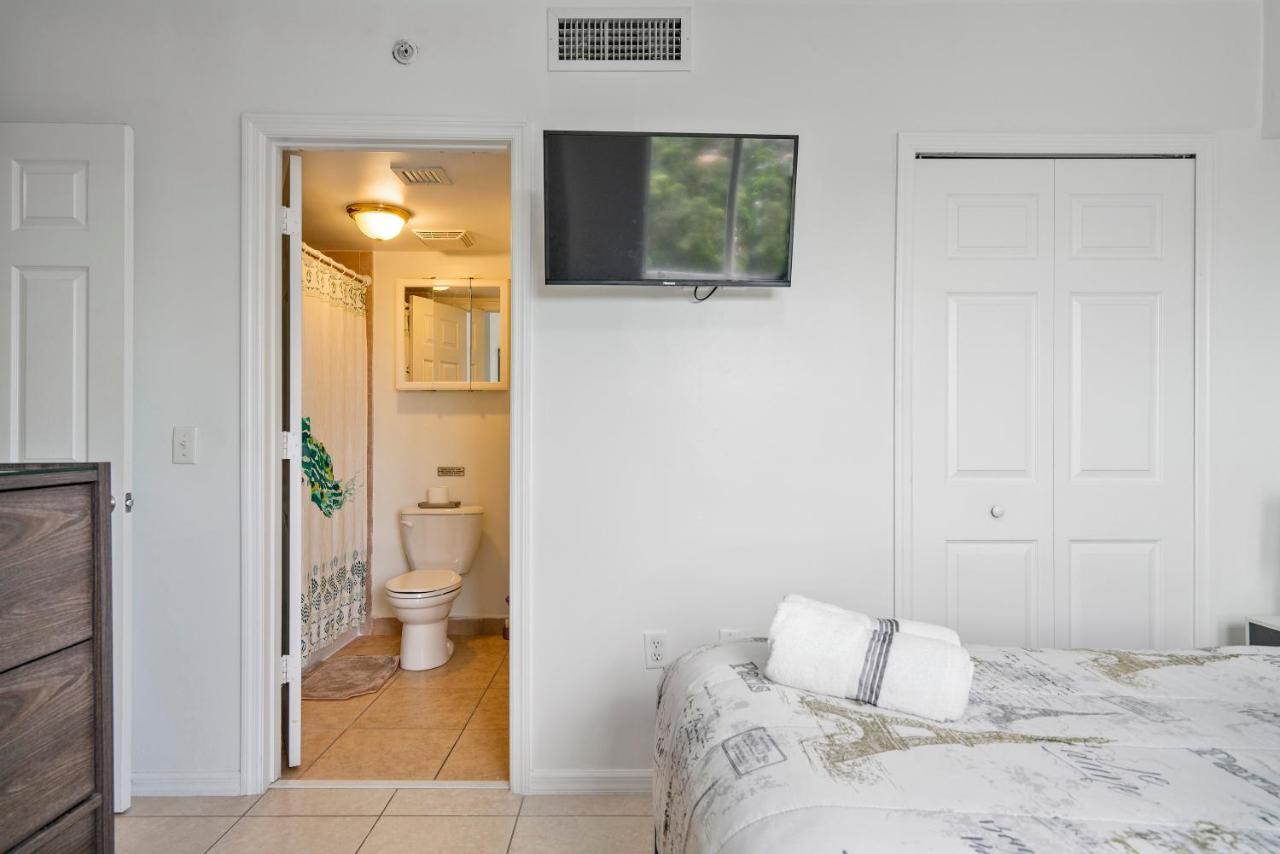 Airport Getaway Apartment Miami Exterior photo